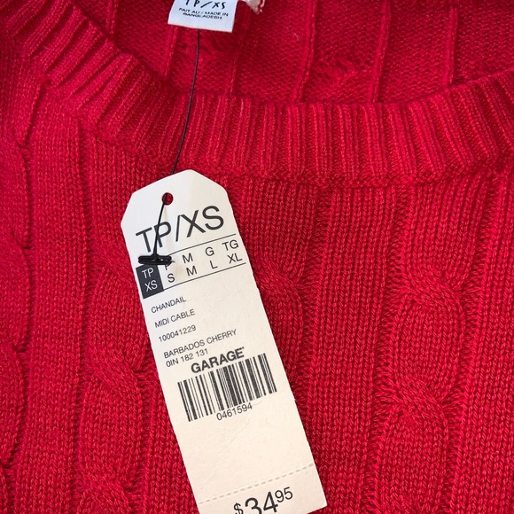 Red Garage Sweater 🍄 - Picture 3 of 4